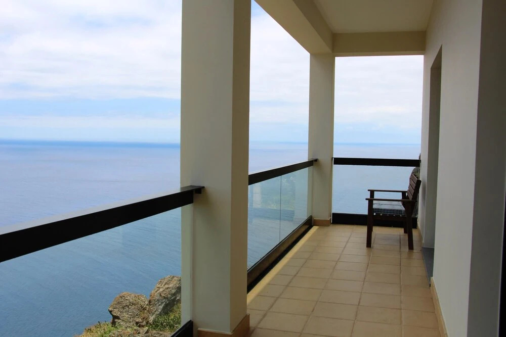 House with 4 Bedrooms in Caniço, with Wonderful Sea View, Private Pool, Enclosed Garden