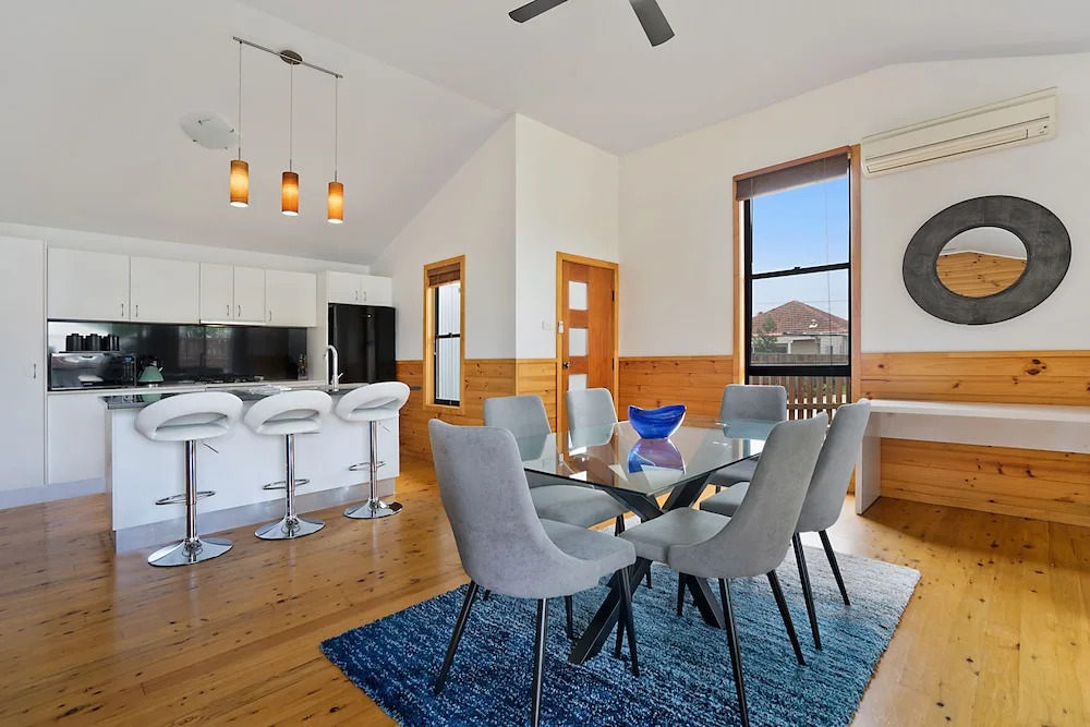 Newcastle Short Stay Apartments - Glebe Road Adamstown