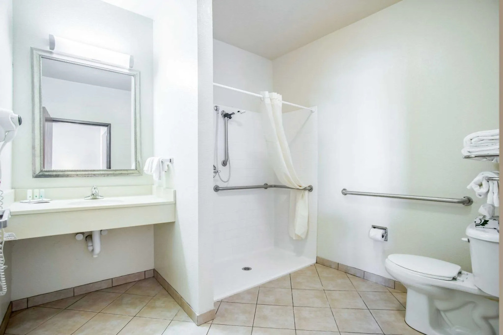 Quality Inn Parsons North