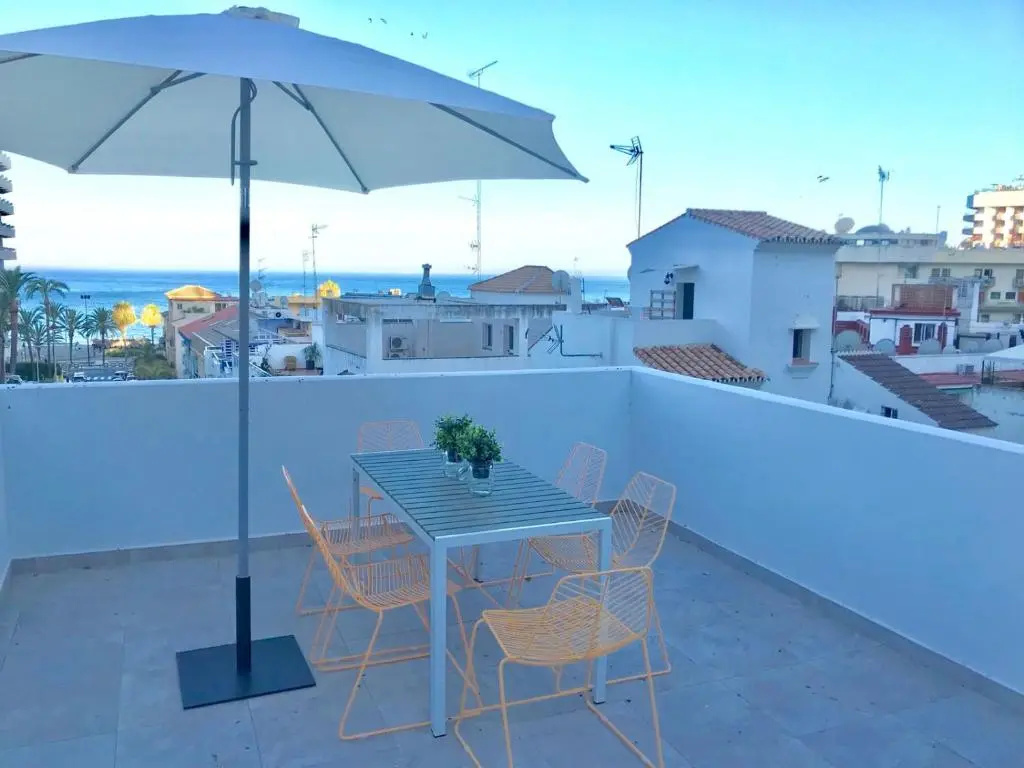 Lujoso duplex en la playa con vistas al mar