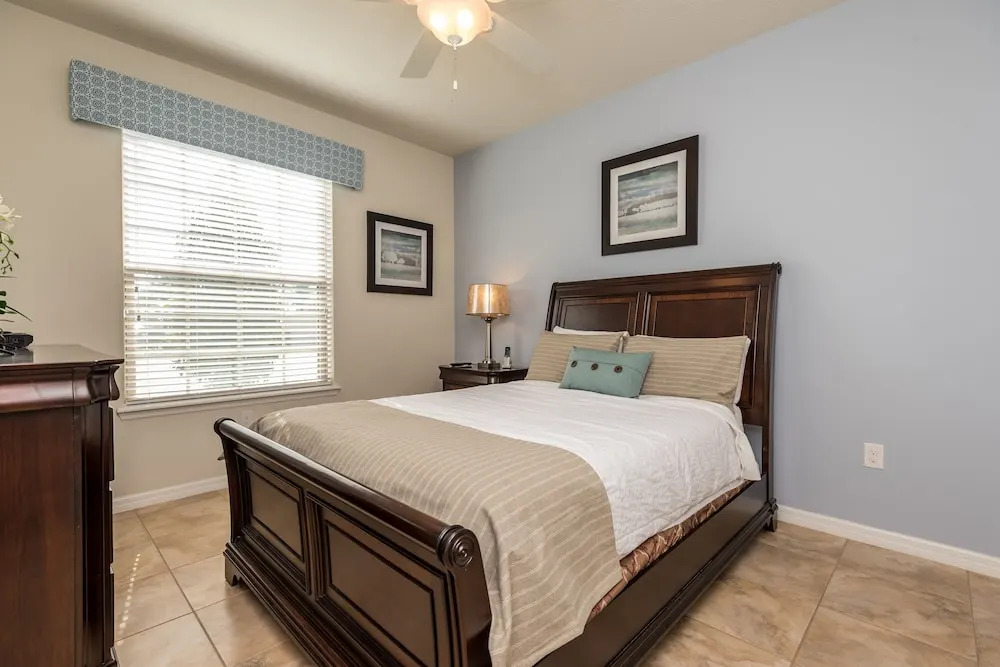 Townhome W/private Pool & Free On-site Water Park!