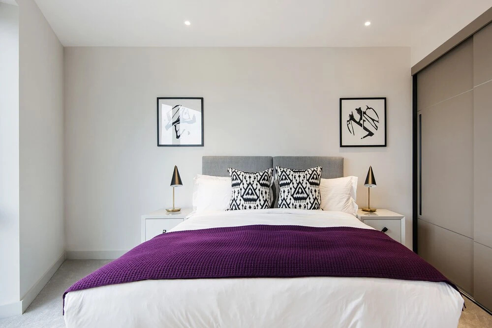 Contemporary Victoria Home by the River Thames