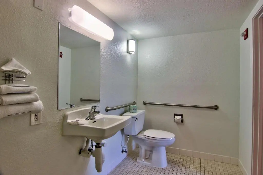 Motel 6-West Sacramento, CA