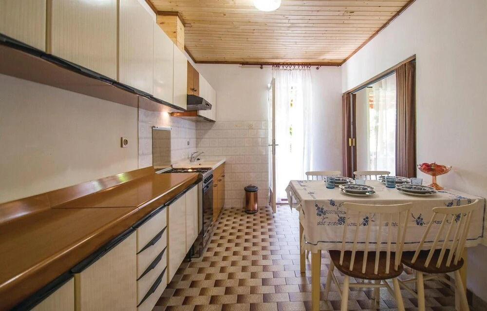 Beautiful Apartment in Labin With 1 Bedrooms