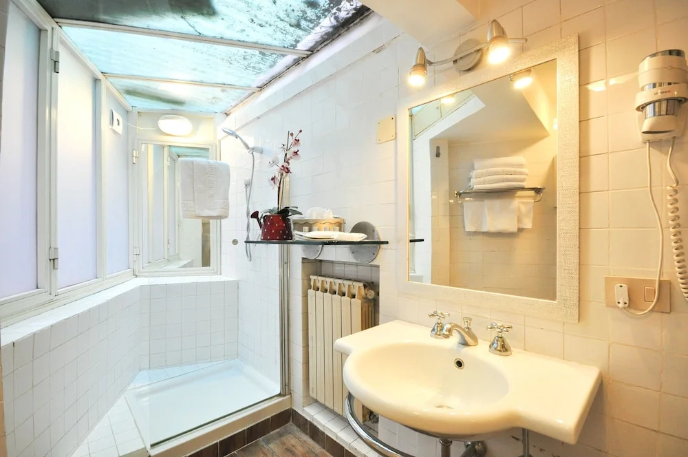 Holiday Apartments Rome - Trevi Fountain