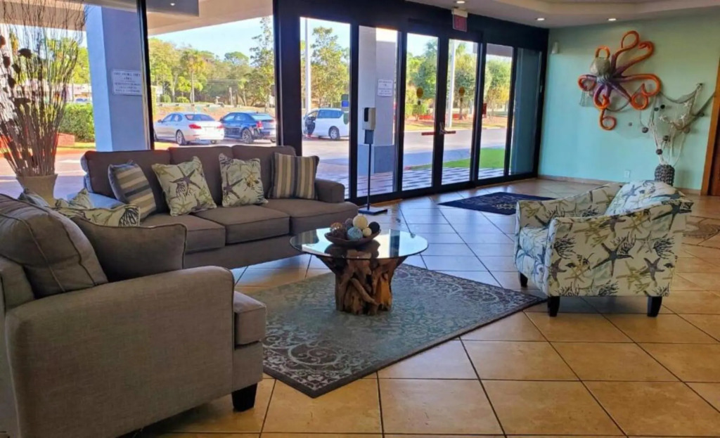 Vero Beach Inn & Suites Vero Beach I-95
