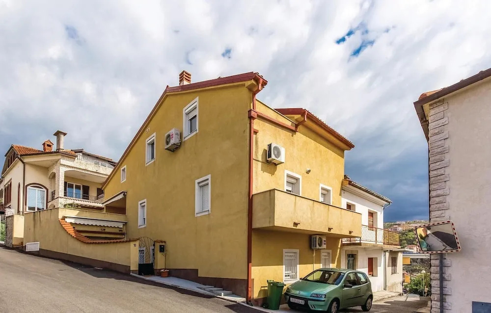 Awesome Apartment in Crikvenica With 3 Bedrooms and Wifi