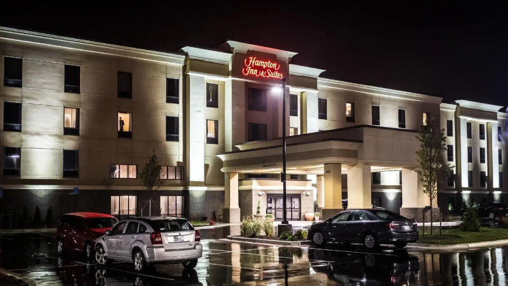 Hampton by Hilton Lansing West