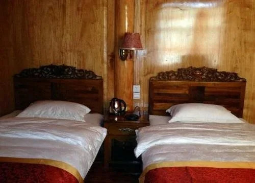 Heshun Cunjia Inn