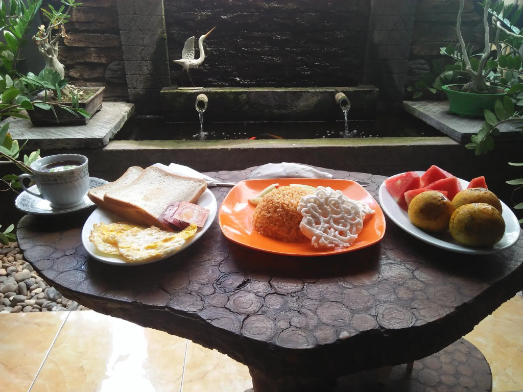 Kampoeng Pakis Inn