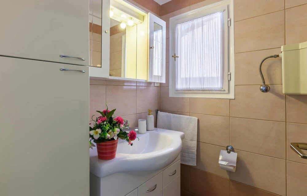 Stunning Home in Loborika With 1 Bedrooms and Wifi