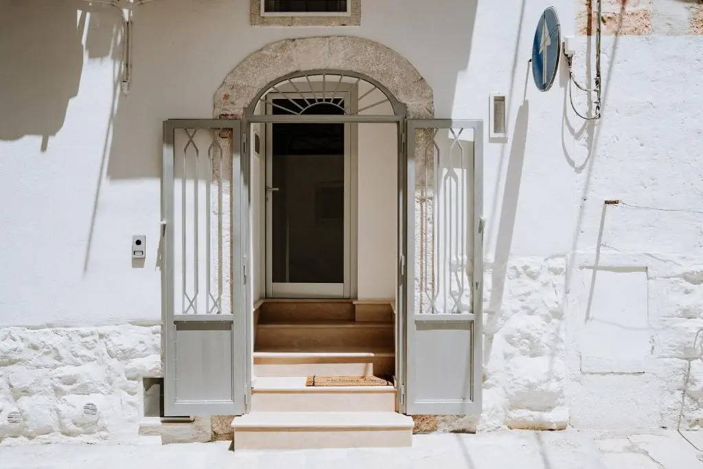 La Casita Blanca