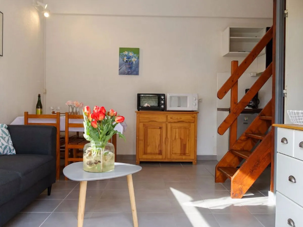 Les Charmilles 32493