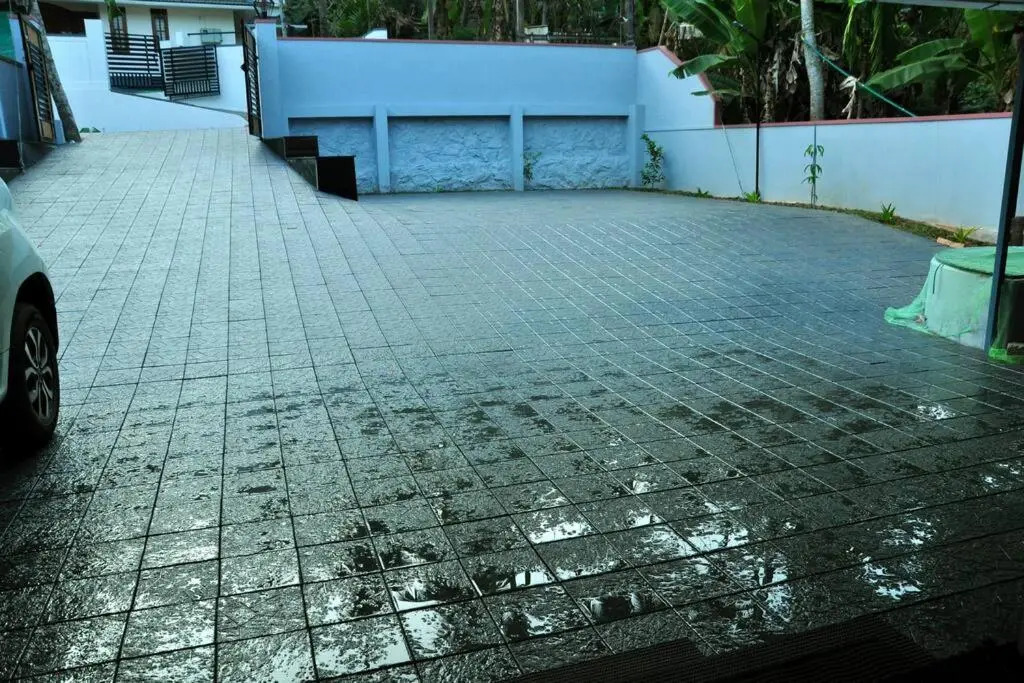 Saaketh Holiday Home