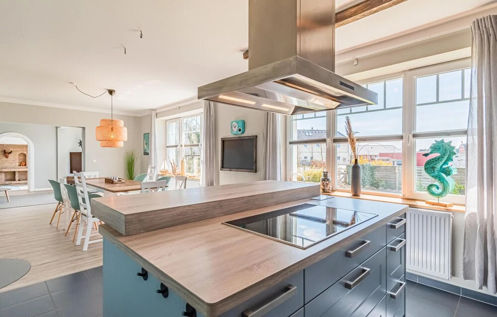 Amazing Home in Dagebüll With 4 Bedrooms, Sauna and Wifi