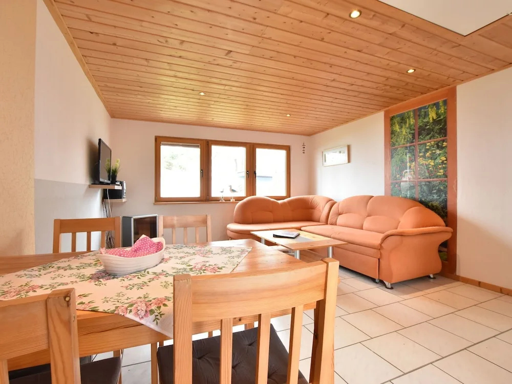 Cosy Holiday Home in Am Salzhaff by the Sea