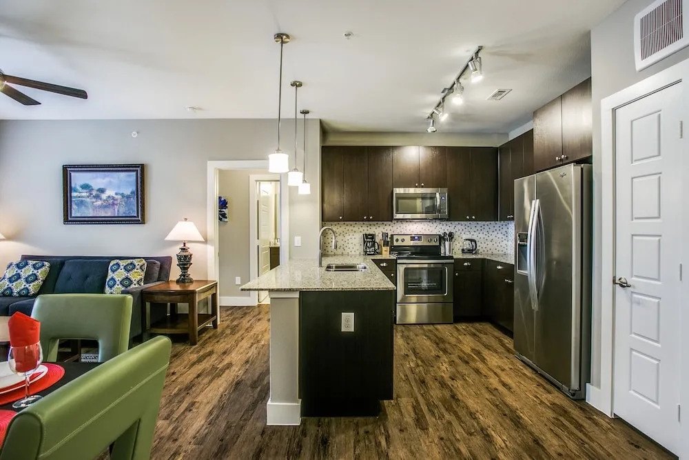 Frisco beautifully furnished 2 br apt