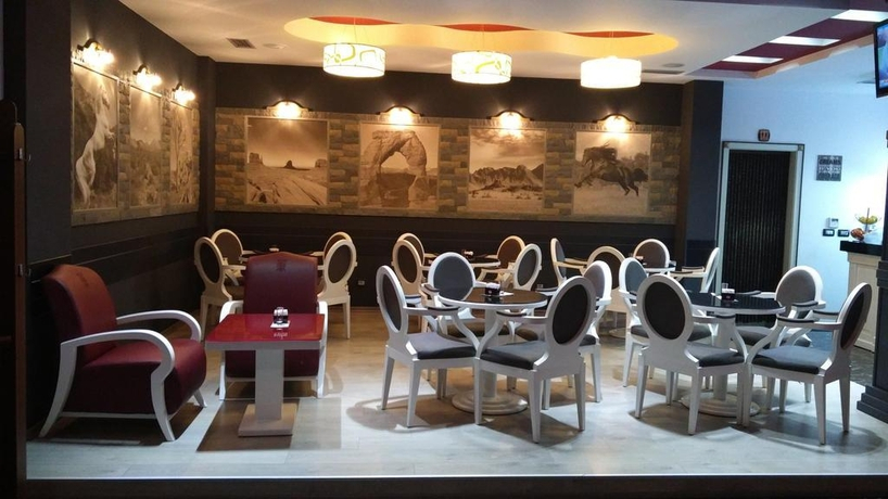 Hotel Mustang