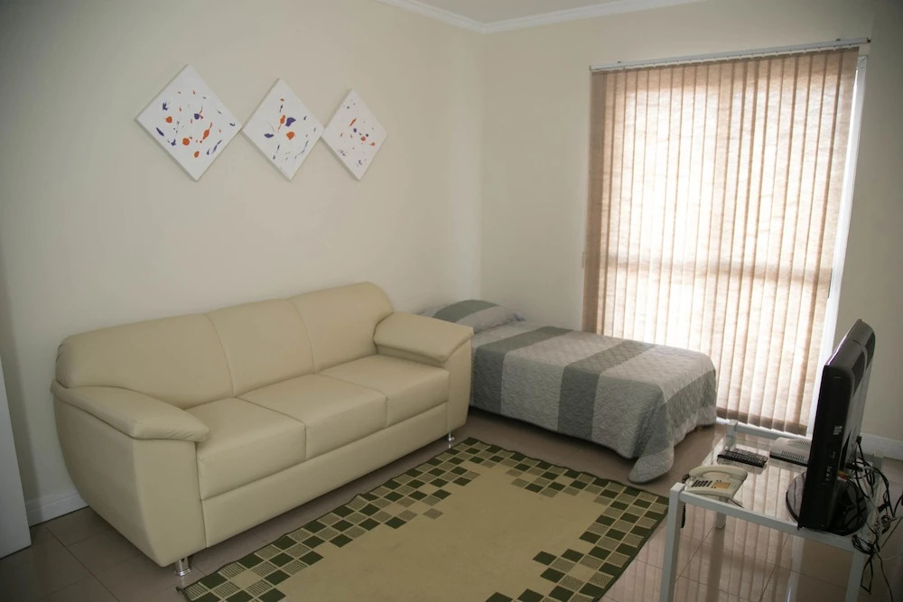 Hotel Tennessee Flat Ltda