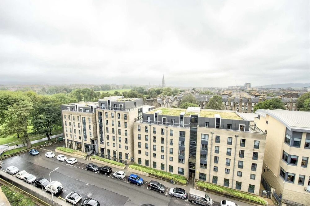 Guestready - Stylish Top Floor Apartment in the City Centre