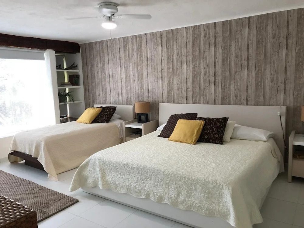 Hotel Boutique Casa Laguna Cancun