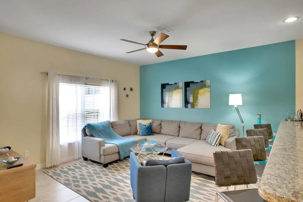 Paradise Palms - 2929 Buccaneer Palm Road