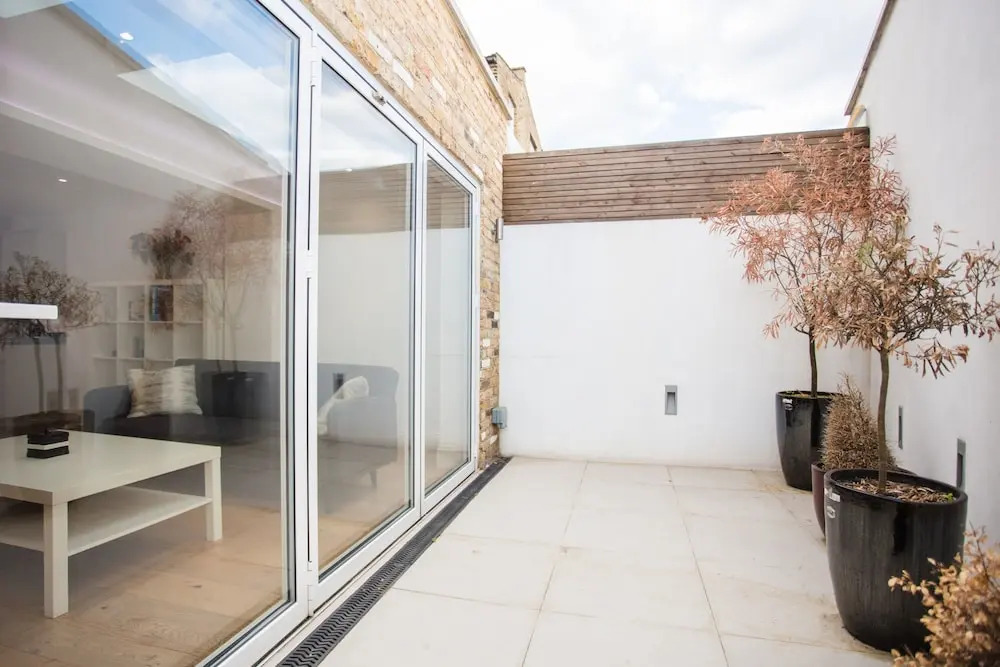 Stunning 2 Bedroom Apartment in Battersea
