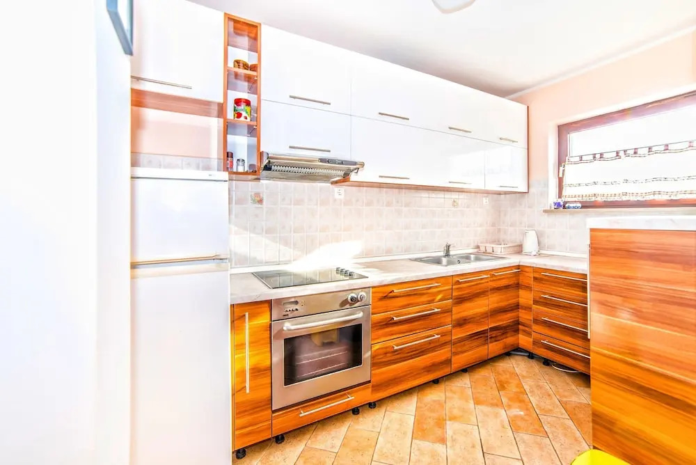 Apartment Belušić / Three Bedrooms A1