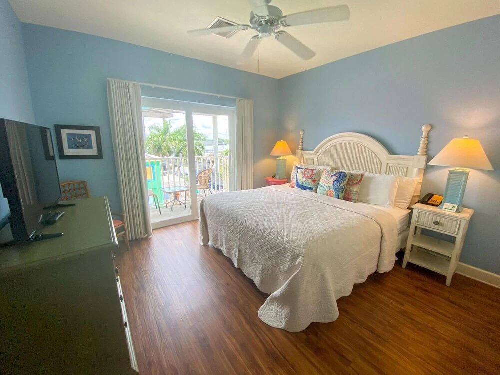 Harbour House at the Inn Unit 311 by Coastal Vacation Properties