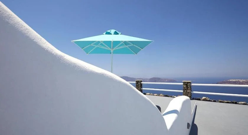 Adore Santorini