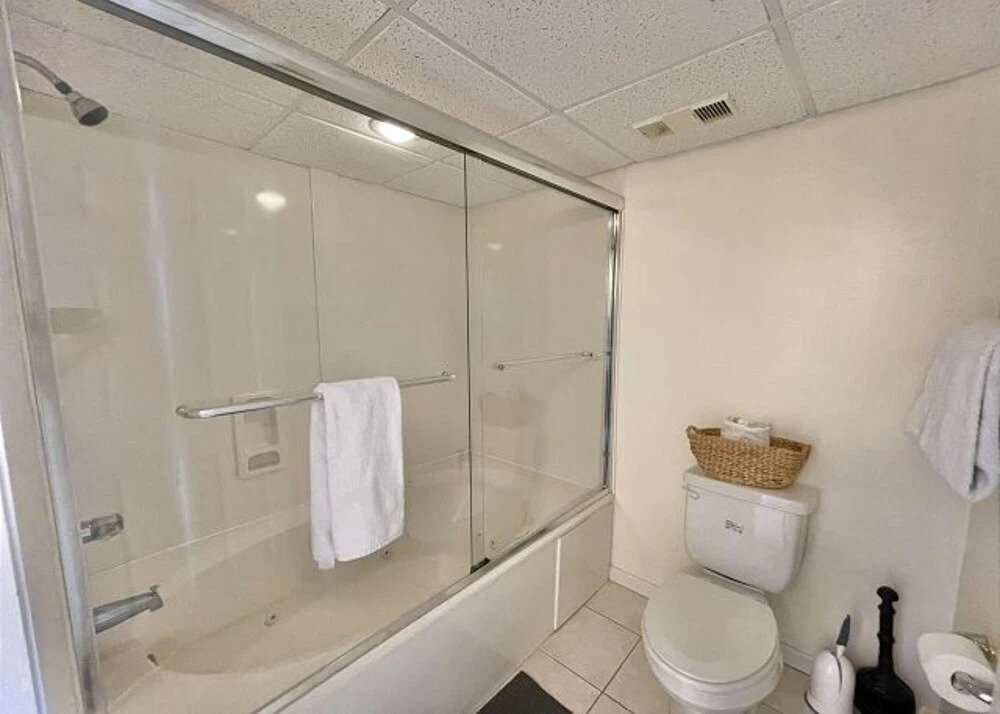 1405 Long Beach by Forehand Rentals