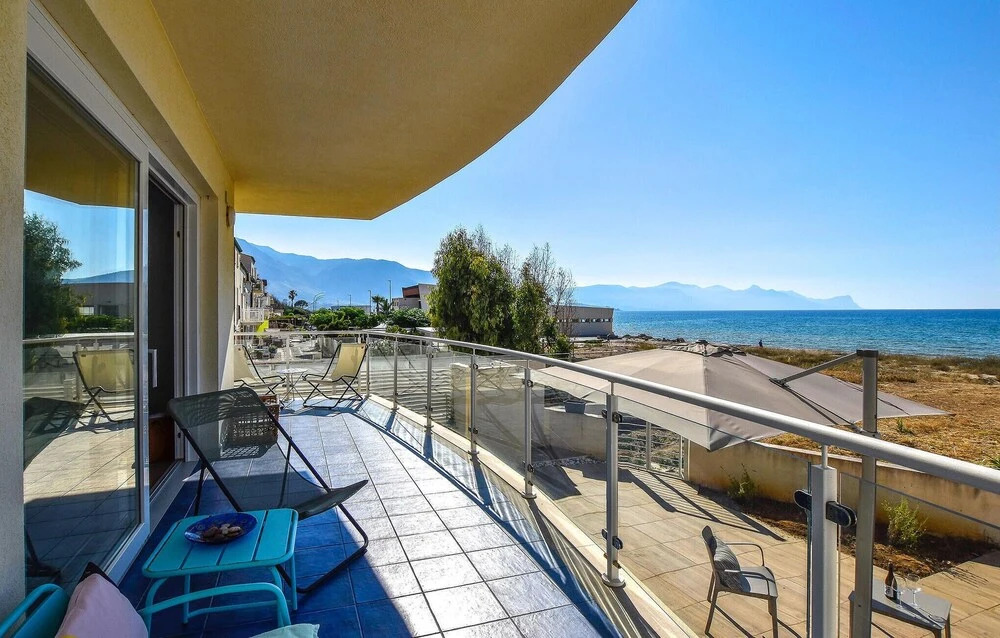 Beautiful Apartment in Alcamo With Wifi and 2 Bedrooms