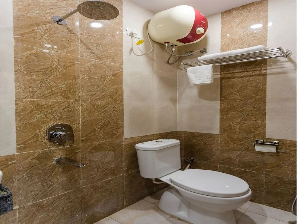 OYO 14355 Hotel Kasturi