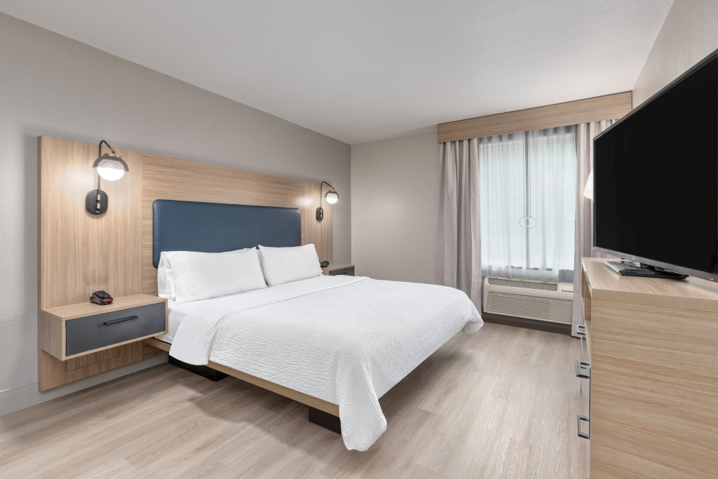 Candlewood Suites Houston The Woodlands by IHG