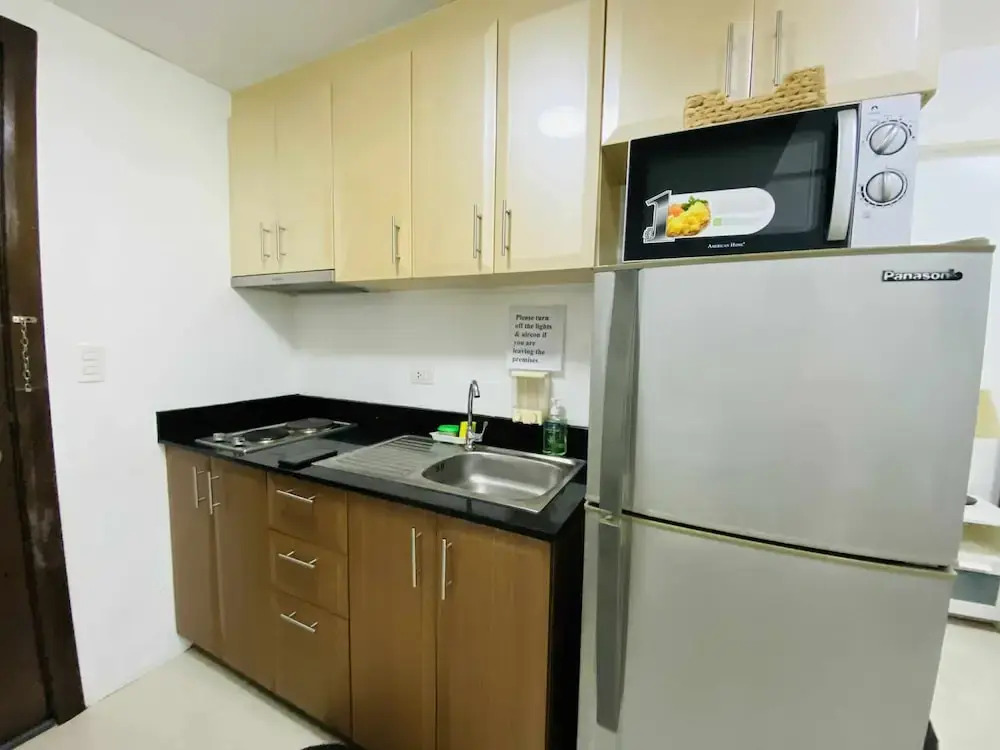 One Palm Tree Villas - Newport Pasay