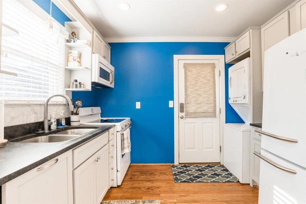 Randall St, 204