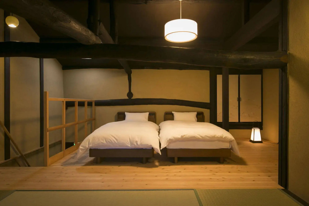 Yamanaka Aburaten Machiya Guesthouse