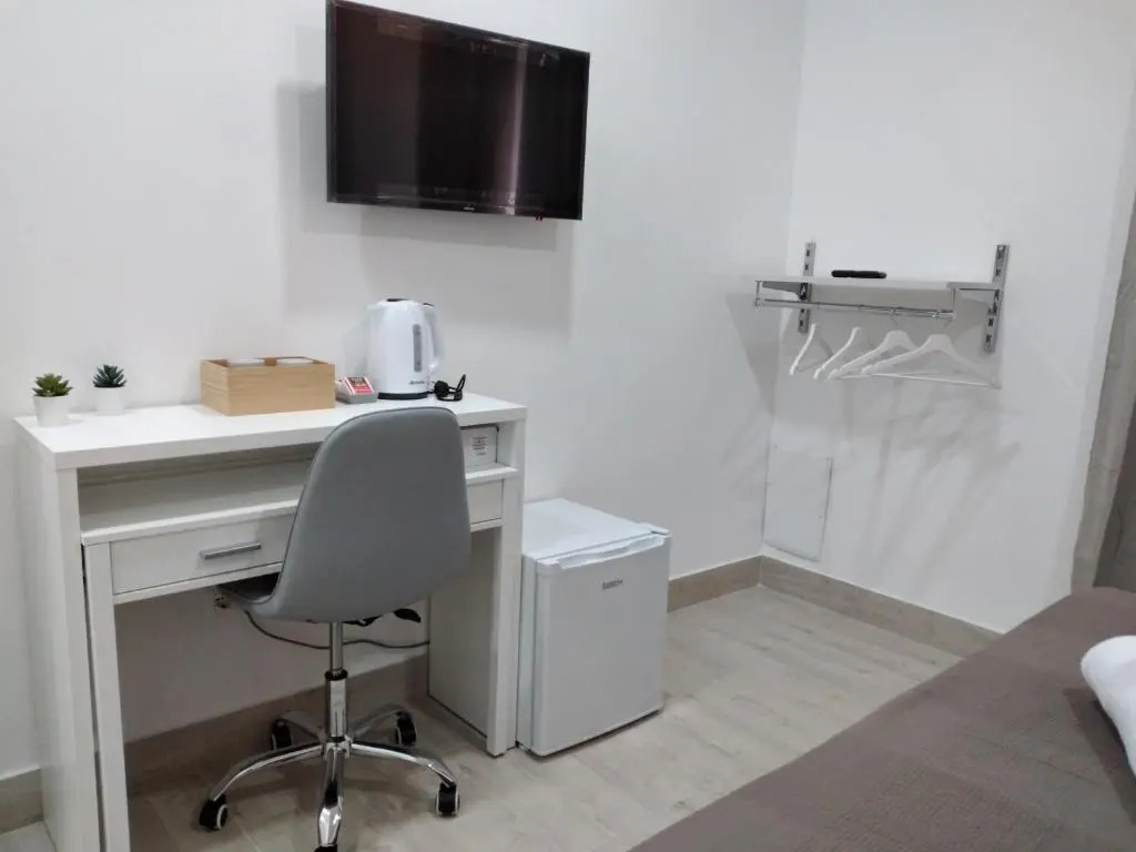 New Era Rooms