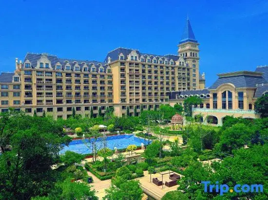 Qingdao·Qiyu·Ocean-Loving Azure Vernal Coastal Resort Homestay (Jinshatan Beer City Branch)