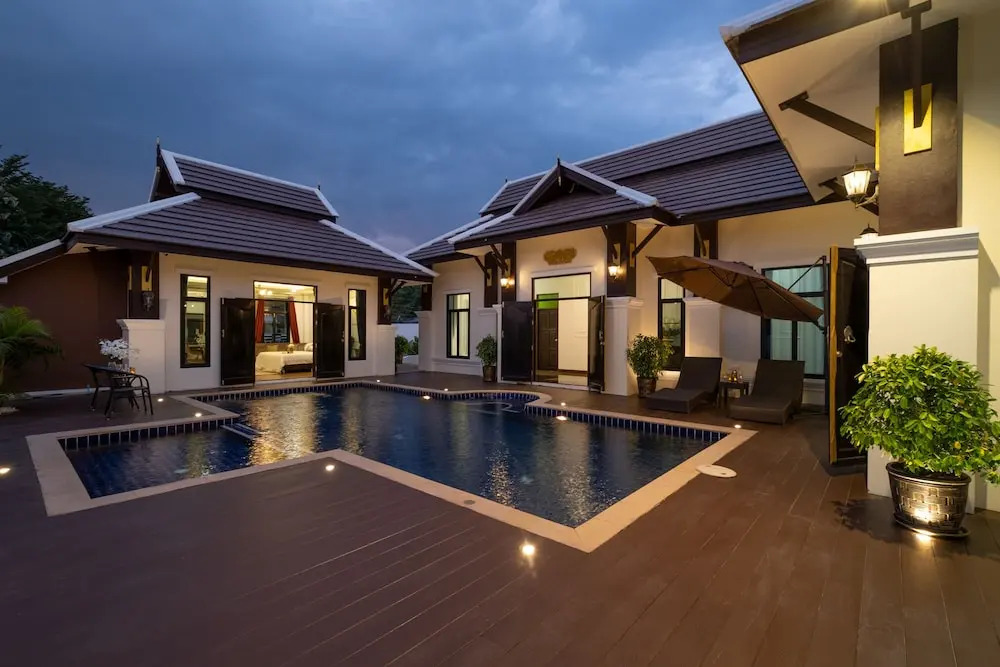 Lanna Kamin Pool Villa Airport