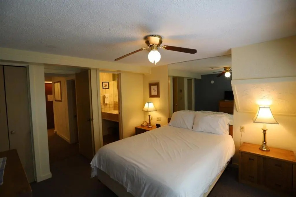 Inns of WV 206, 2bd, Waterville Valley