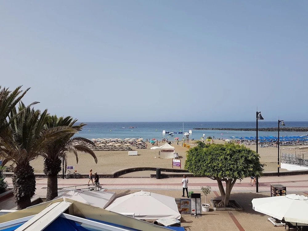 Apartment With 2 Bedrooms in Arona, With Wonderful sea View, Terrace a