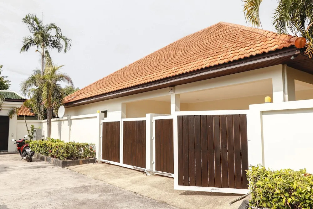 Luxury Private Villa with Pool Jomtien Beach