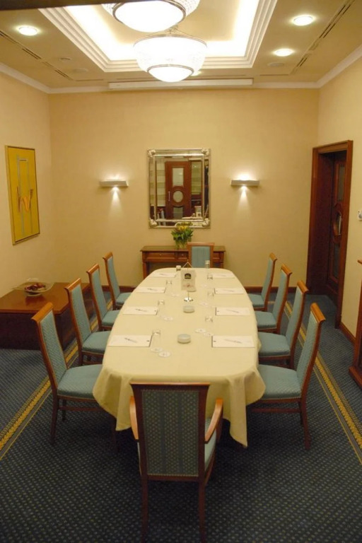 Best Western Premier Hotel Astoria