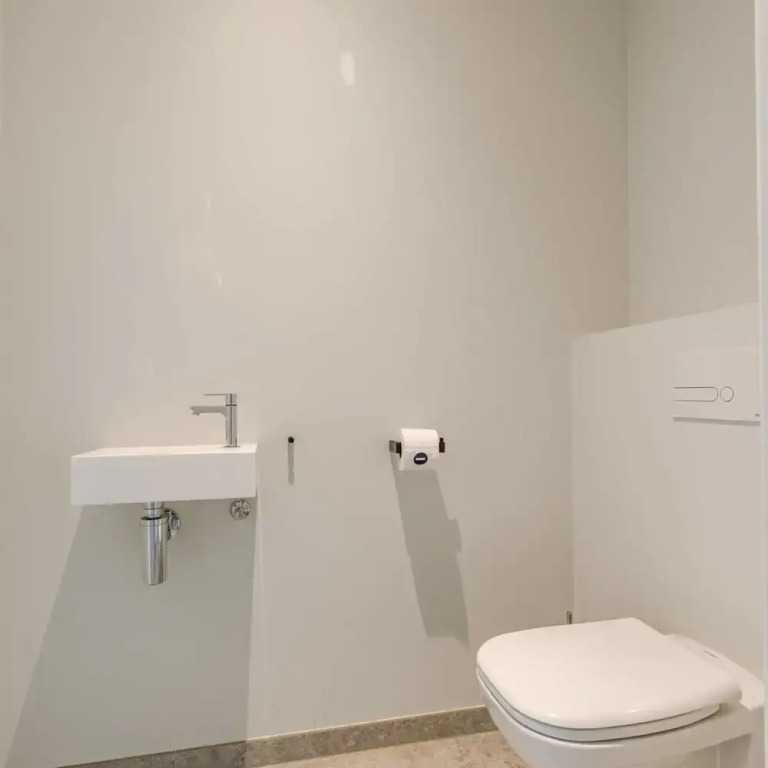 Spacious Apartment With Beautiful Terrace Near Ghent