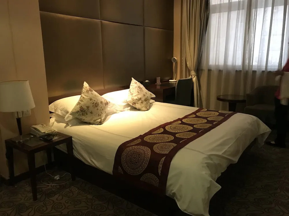 Shanghai Baron Business Hotel