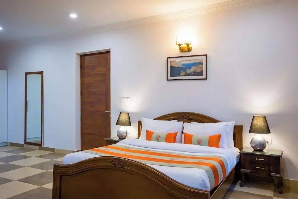 Alaya Stays Mehar Villa - 3 BHK With Garden & Scenic Views