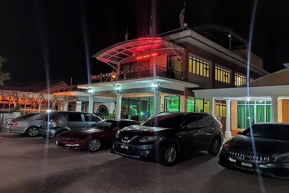 Darul Salam Inn