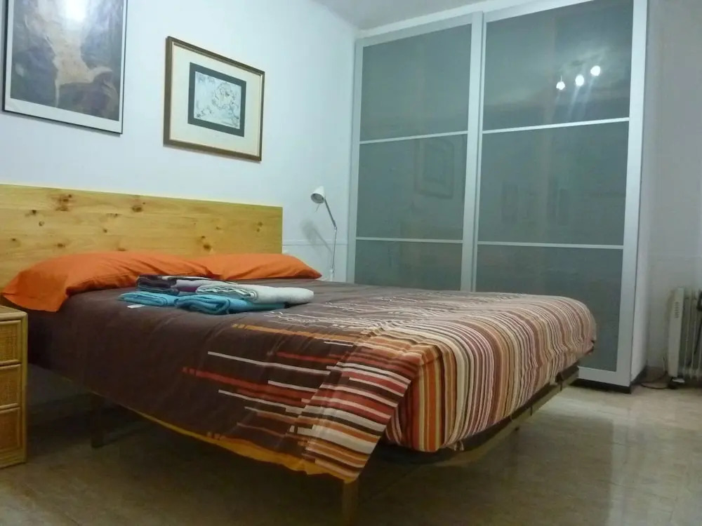 Apartment (wifi, air conditioning) at 150 meter beach