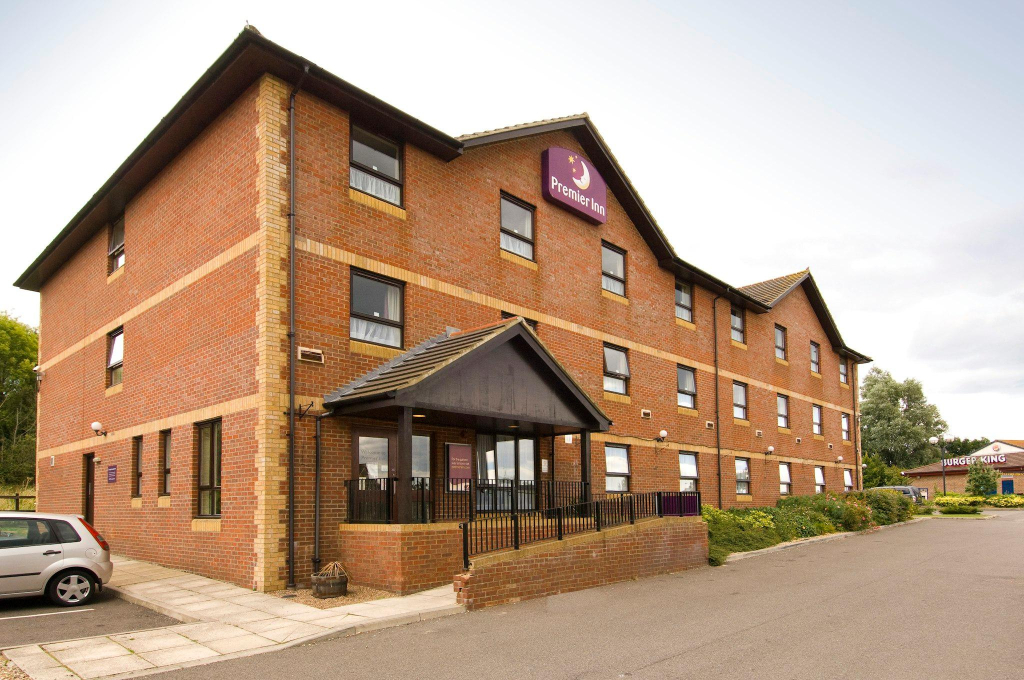 Premier Inn Folkestone - Channel Tunnel